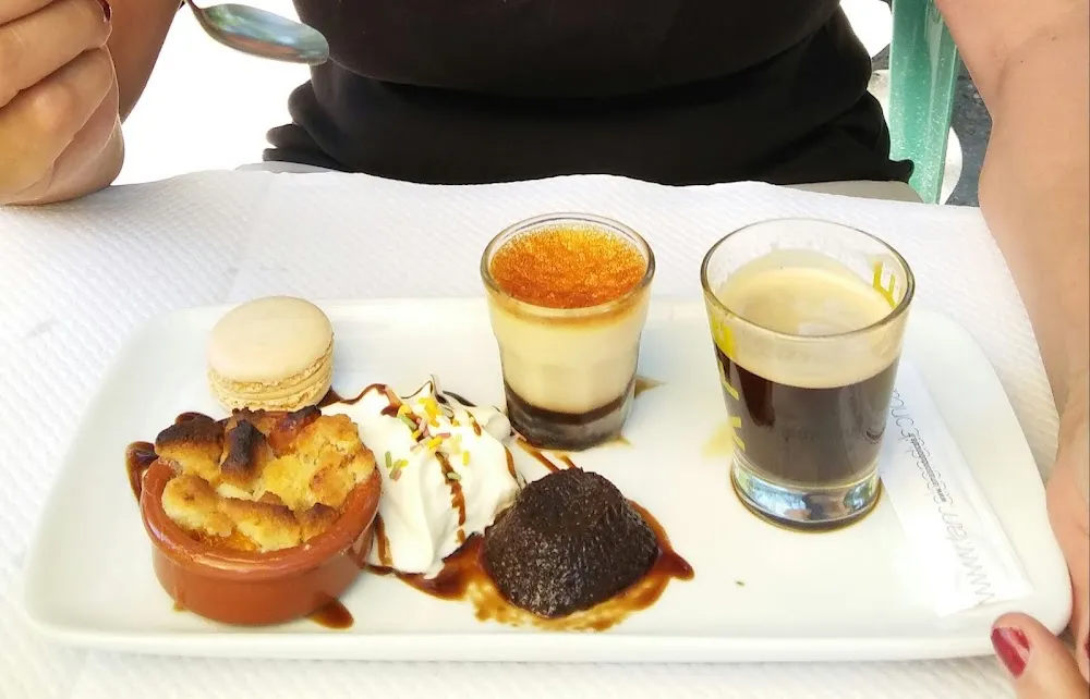 Petit Café Gourmand